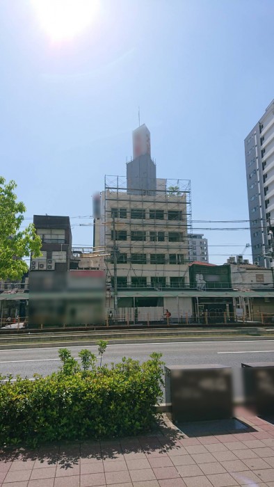 大阪、ビル解体工事1