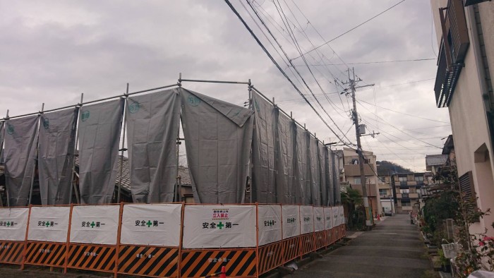 京都市内の市営住宅の解体足場4